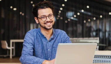 Un premier alternant en situation de handicap recruté en entreprise